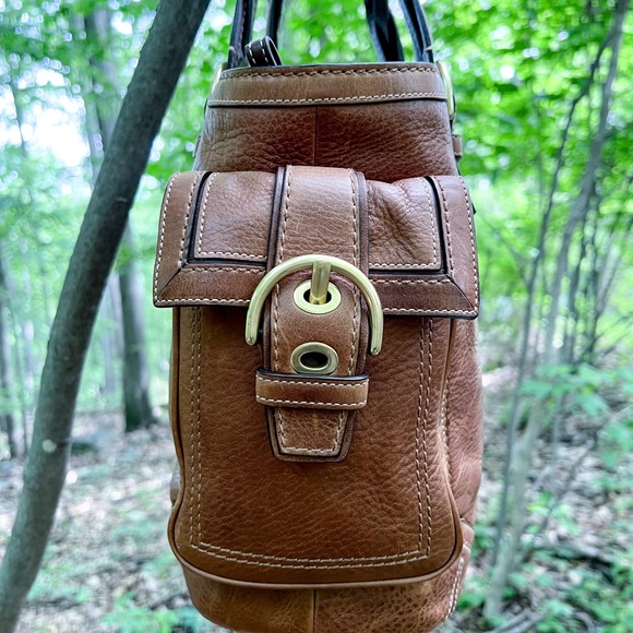 Limited Edition Coach Soho Distessed Leather Mia Tote - Picture 3 of 7